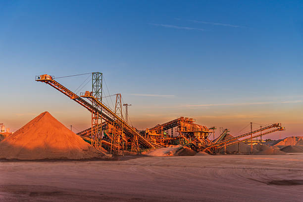 Machinery for gravel processing and classification in a quarry Machinery for gravel processing and classification in a quarry